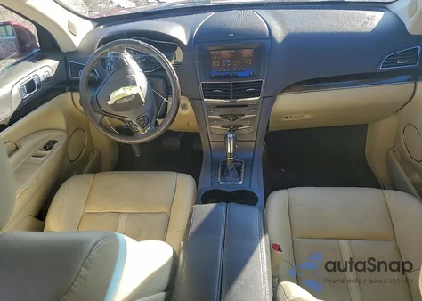 2014 Lincoln Mkt z USA, uszkodzony, nr VIN 2LMHJ5AT5EBL58903